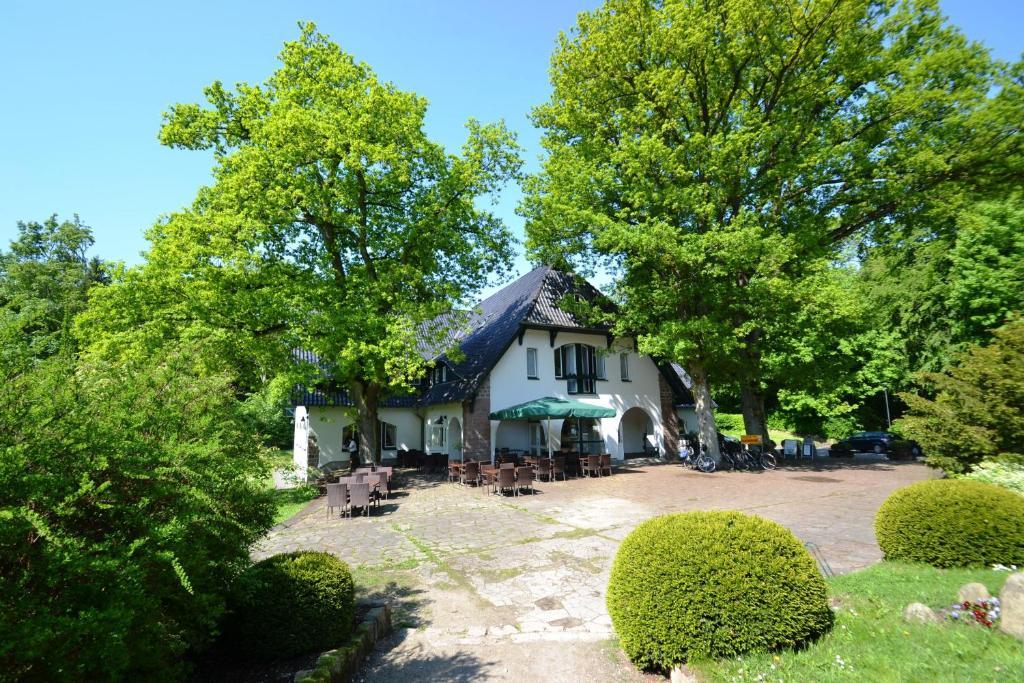 Hotel Am Rugard 베르겐 아우프 뤼겐 외부 사진