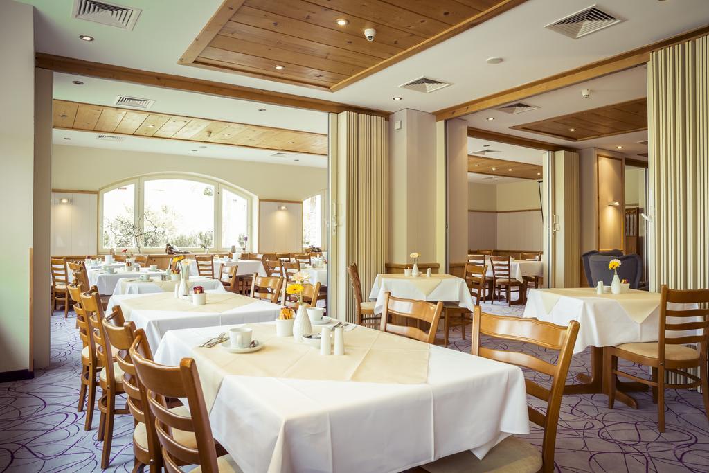 Hotel Am Rugard 베르겐 아우프 뤼겐 외부 사진
