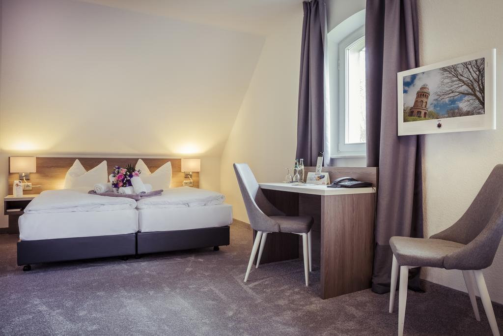 Hotel Am Rugard 베르겐 아우프 뤼겐 외부 사진
