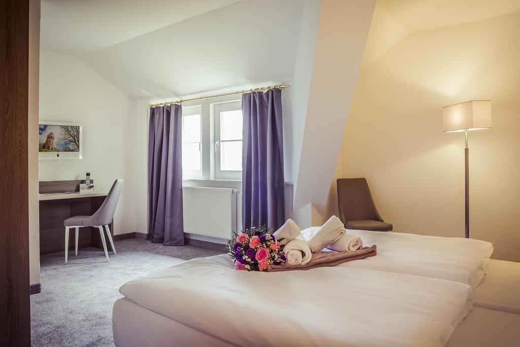 Hotel Am Rugard 베르겐 아우프 뤼겐 외부 사진