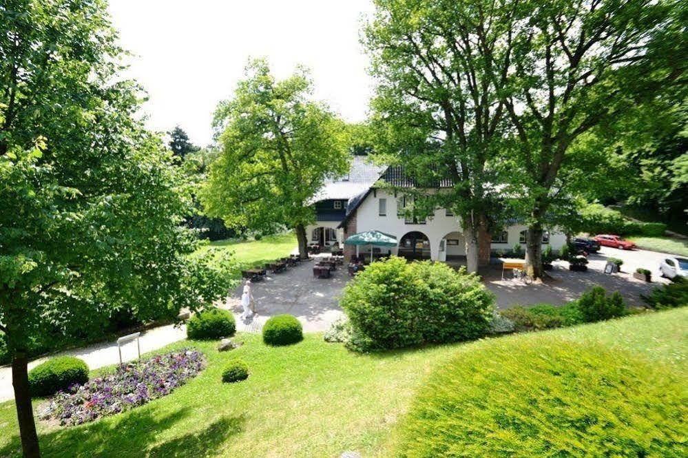 Hotel Am Rugard 베르겐 아우프 뤼겐 외부 사진